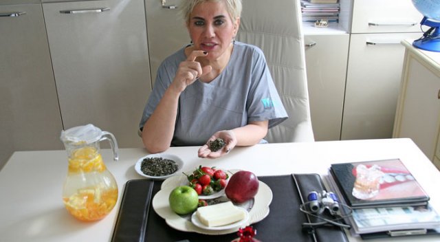 Diş dostu yiyecek ve içeceklere önem verin