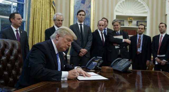 Donald Trump imzaladı! ABD resmen çekildi