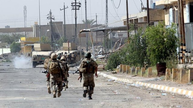 Enbar'da DEAŞ üyesi 18 militan öldürüldü Enbar'da DEAŞ üyesi 18 militan öldürüldü