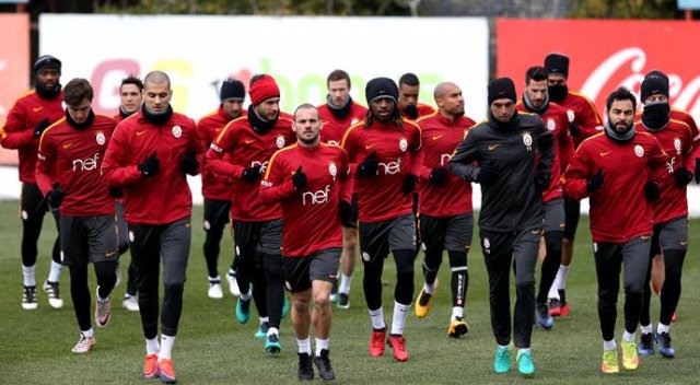 Galatasaray'a sakatlardan iyi haber Galatasaray'a sakatlardan iyi haber