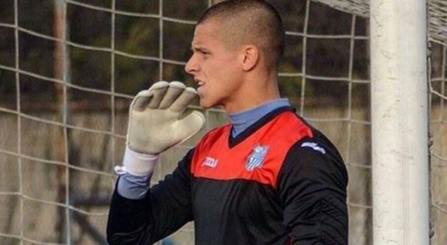 Galatasaray Florya'ya 5 futbolcu birden getirdi Galatasaray Florya'ya 5 futbolcu birden getirdi