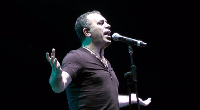 Haluk Levent'e Saadet Partisi'nden sürpriz teklif Haluk Levent'e Saadet Partisi'nden sürpriz teklif