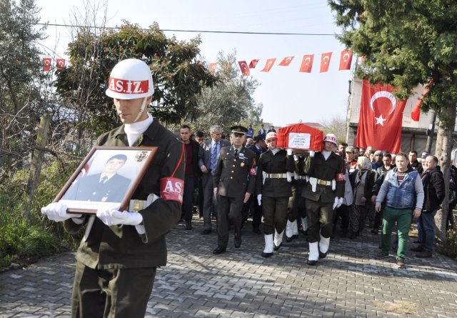 Hatay şehidini uğurladı