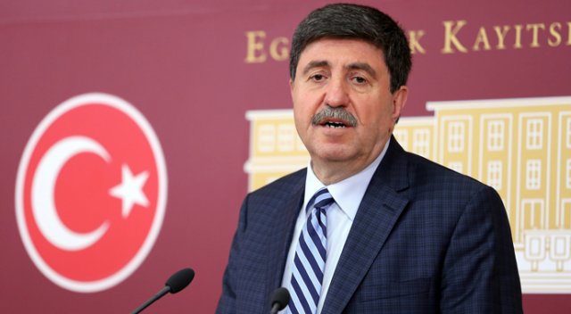 HDP’li Altan Tan gözaltına alındı HDP’li Altan Tan gözaltına alındı