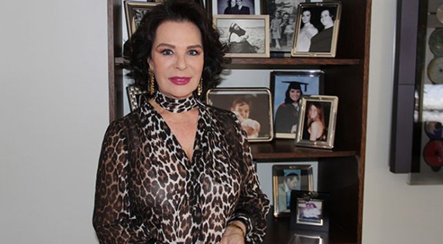 Hülya Koçyiğit’ten teröristlere tokat gibi cevap Hülya Koçyiğit’ten teröristlere tokat gibi cevap