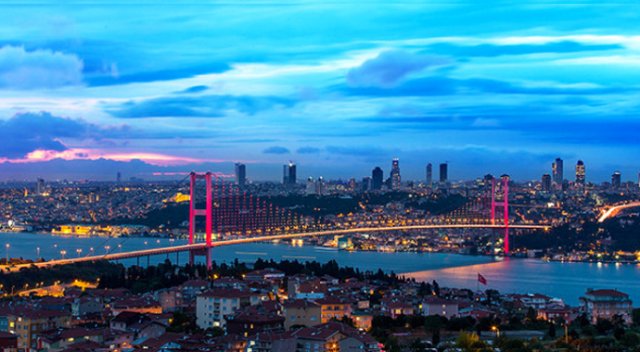 İki kıta denizin altından yayalar için birleşiyor