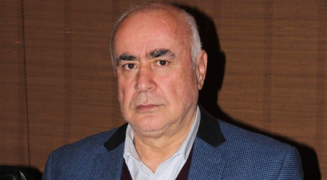 İş adamı Külahçı Kayserispor’a başkan adaylığını resmen açıkladı İş adamı Külahçı Kayserispor’a başkan adaylığını resmen açıkladı