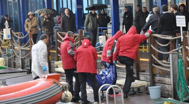 İzmir&#039;de denizde kadın cesedi bulundu