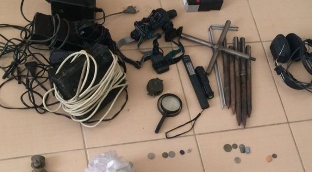 İzmir&#039;de tarihi eser kaçakçılarına operasyon