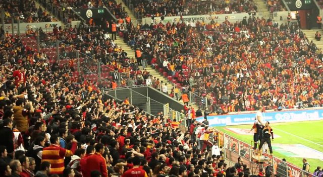 Karabük yenilgisi taraftarı kızdırdı Karabük yenilgisi taraftarı kızdırdı