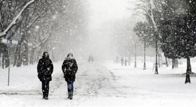 Meteoroloji'den yoğun kar yağışı uyarısı (İstanbul'da kar yağışı başladı)