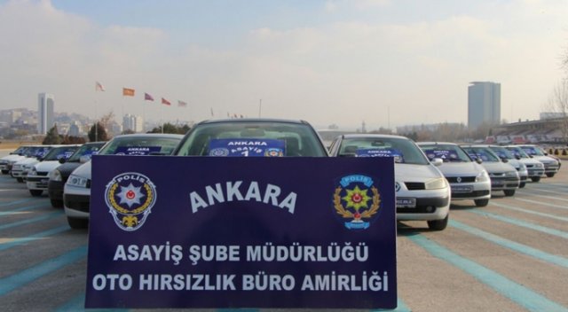 Oto hırsızlarına darbe: 9 gözaltı Oto hırsızlarına darbe: 9 gözaltı