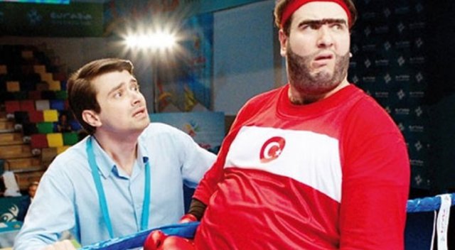 Şahan Gökbakar Azerileri kızdıran sahnenin tamamını yayınladı Şahan Gökbakar Azerileri kızdıran sahnenin tamamını yayınladı