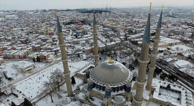 Selimiye Camisi'ne ziyaretçi akını Selimiye Camisi'ne ziyaretçi akını
