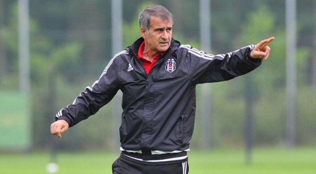 Şenol Güneş futbolcularla konuştu: Oynamıyor diye surat asanlarla işim olmaz Şenol Güneş futbolcularla konuştu: Oynamıyor diye surat asanlarla işim olmaz