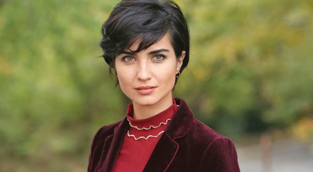 Tuba Büyüküstün jüri oldu Tuba Büyüküstün jüri oldu