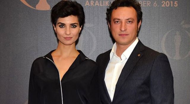 Tuba Büyüküstün ve Onur Saylak boşanıyor Tuba Büyüküstün ve Onur Saylak boşanıyor