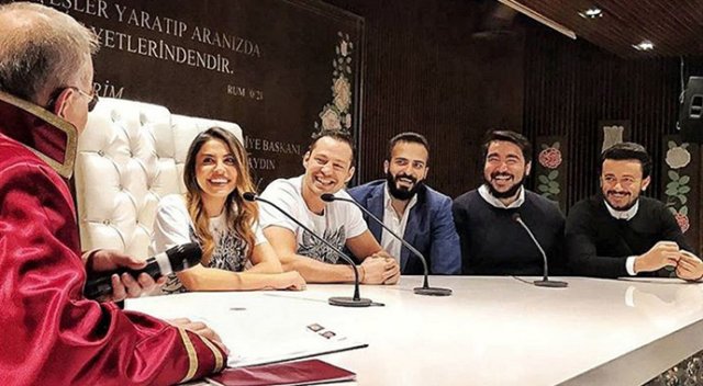 ’Avatar Atakan’ tişörtle dünya evine girdi ’Avatar Atakan’ tişörtle dünya evine girdi