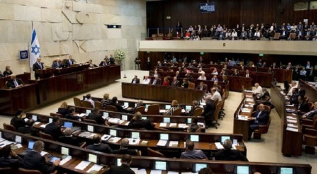 'Ezan yasağı' tasarısını onayladılar