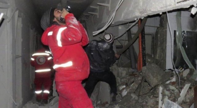 ABD savaş uçakları Kızılay'ı vurdu