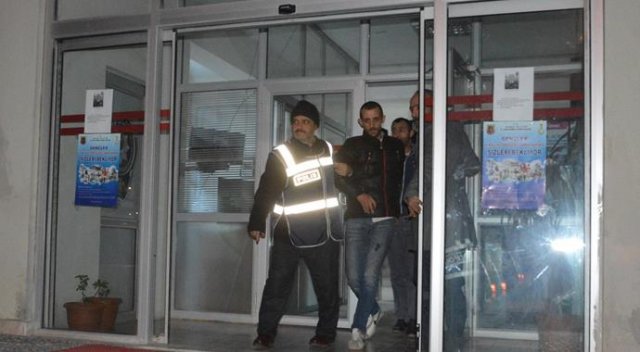 Ablalarının altınlarını çaldılar!