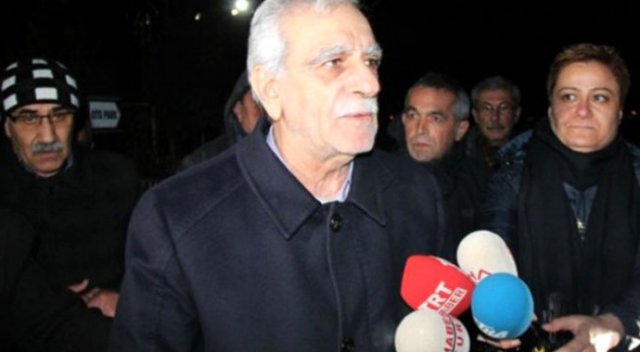 Ahmet Türk tahliye sonrası ilk iş oraya gitti Ahmet Türk tahliye sonrası ilk iş oraya gitti