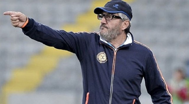 Akçay, Osmanlıspor ile zirvede Akçay, Osmanlıspor ile zirvede