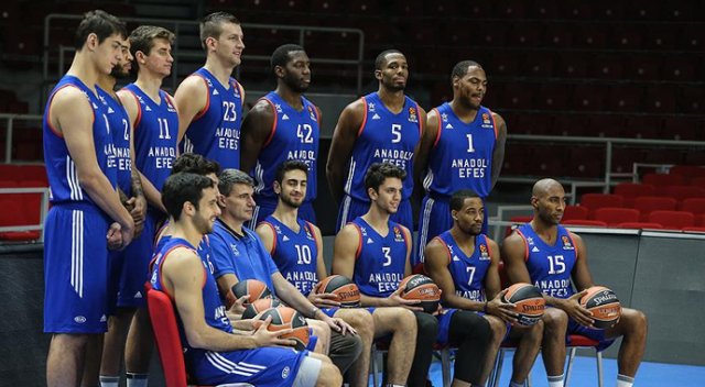 Anadolu Efes, Kızılyıldız deplasmanında