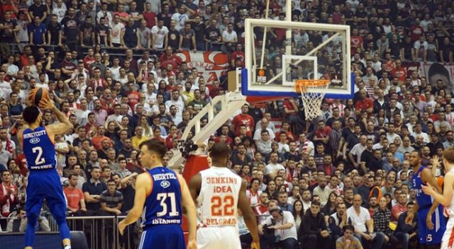 Anadolu Efes&#039;ten kritik galibiyet