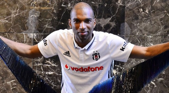Ara transfer döneminde en çok Ryan Babel konuşuldu