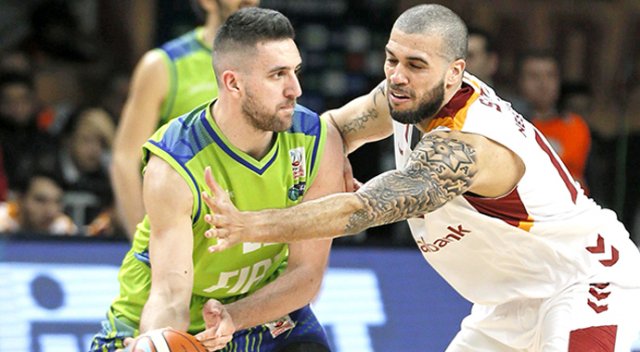 Aslan Tofaş’ı solladı Aslan Tofaş’ı solladı