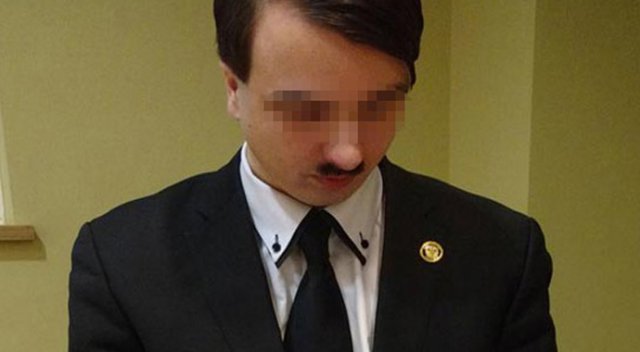 Avusturya'da kendini Adolf Hitler'e benzeten bir kişi gözaltına alındı Avusturya'da kendini Adolf Hitler'e benzeten bir kişi gözaltına alındı