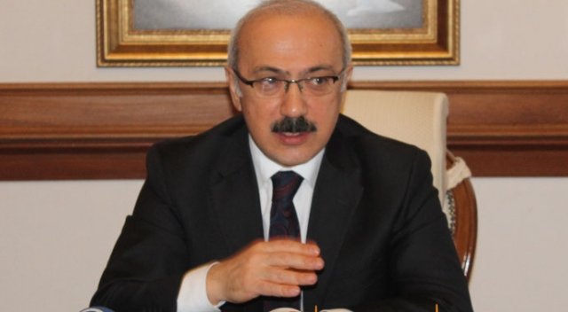 Bakan Elvan: Milletten niye korkuyorsunuz ? Bakan Elvan: Milletten niye korkuyorsunuz ?