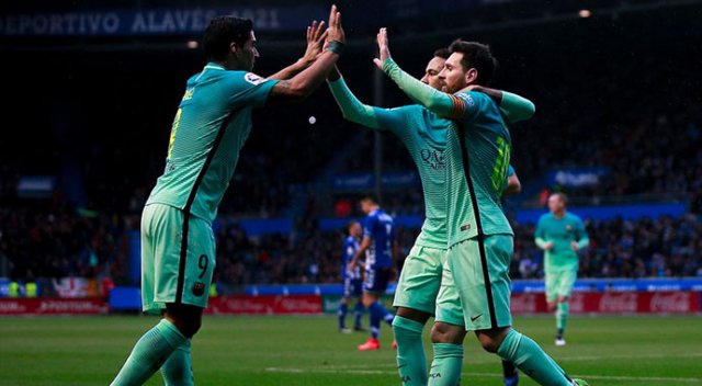 Barcelona Alaves'e patladı! Barcelona Alaves'e patladı!