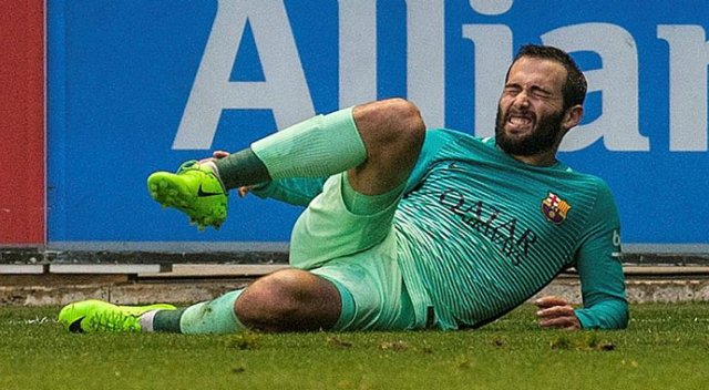 Barcelona'ya kötü haber! Sezonu kapattı