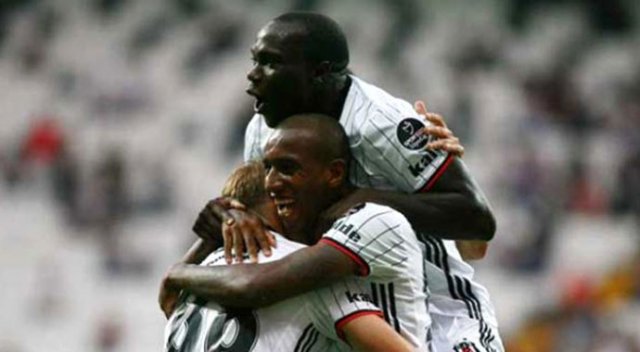 Beşiktaş, Aboubakar'ın bonservisi için Porto ile görüşmelere başlayacak Beşiktaş, Aboubakar'ın bonservisi için Porto ile görüşmelere başlayacak
