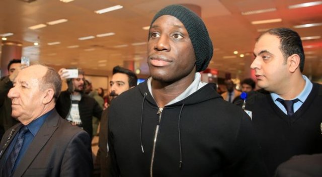 Beşiktaş, Demba Ba'yı geri çağırdı! Beşiktaş, Demba Ba'yı geri çağırdı!
