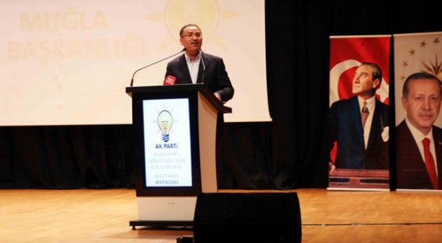 Bozdağ'dan FETÖ'cüleri koruyanlara sert mesaj