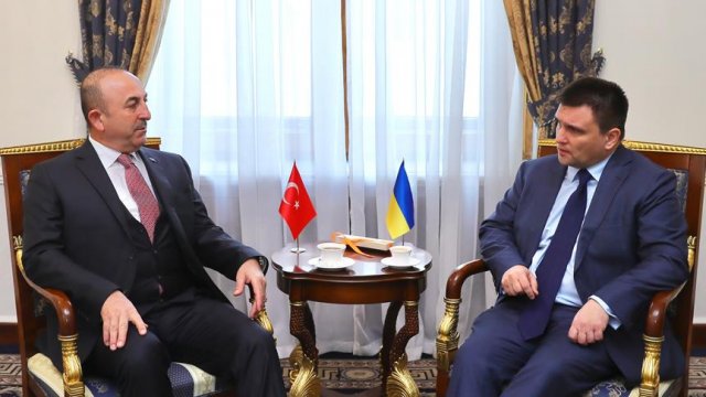 Çavuşoğlu: Ukrayna&#039;ya kimlik kartıyla seyahat için mutabakata varıldı
