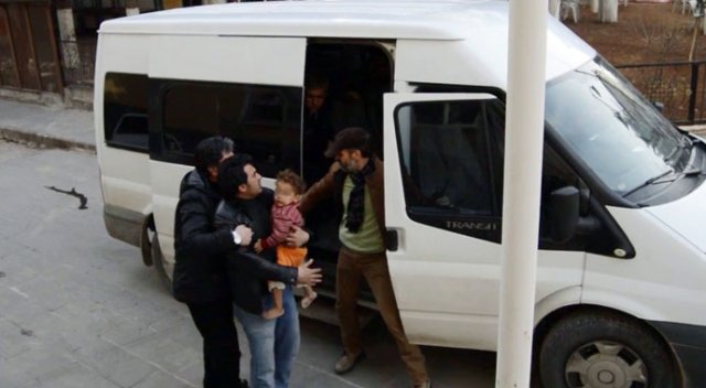 Cezaevine götürülen eşine &quot;Ben bunu ne yapacağım&quot; diye sordu