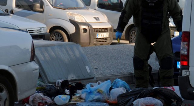 Çöpte duyulan saat sesi bomba sanıldı Çöpte duyulan saat sesi bomba sanıldı