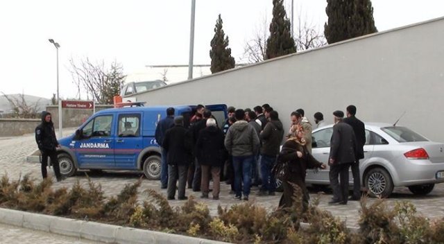 Çorum'da köylüler kavga etti, ölü ve yaralı var Çorum'da köylüler kavga etti, ölü ve yaralı var