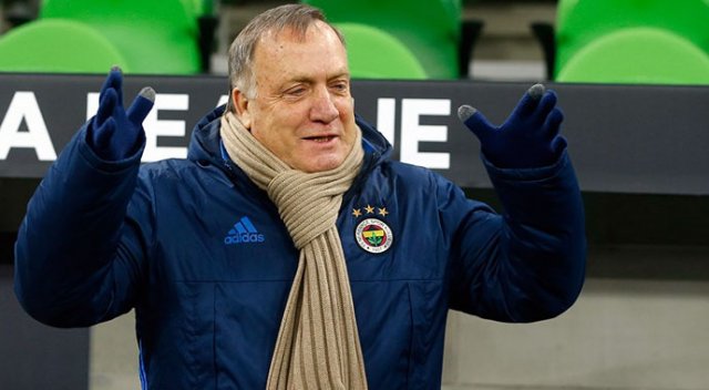 Dick Advocaat: "Çok fazla oyuncumuz sahada değildi" Dick Advocaat: "Çok fazla oyuncumuz sahada değildi"