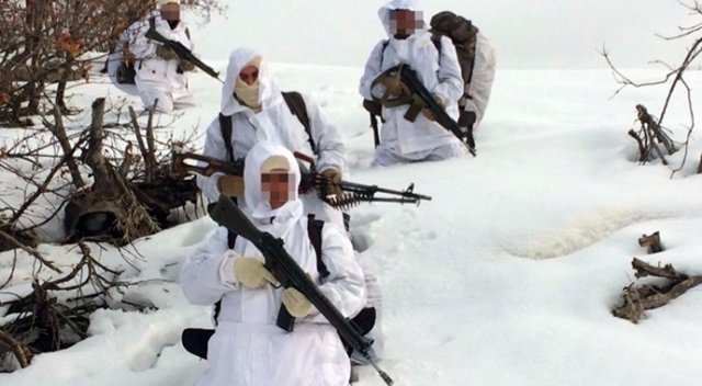 Diyarbakır Dicle'de PKK sığınakları ele geçirildi Diyarbakır Dicle'de PKK sığınakları ele geçirildi
