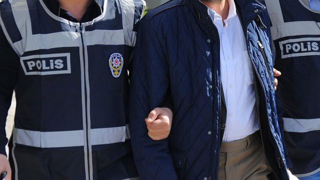 Düzce'de 4 kişi tutuklandı Düzce'de 4 kişi tutuklandı