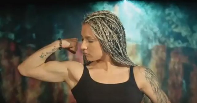 Elif Şadoğlu kimdir? (SURVİVOR ELİF KAÇ YAŞINDA) (Survivor Elif biyografi) Elif Şadoğlu kimdir? (SURVİVOR ELİF KAÇ YAŞINDA) (Survivor Elif biyografi)