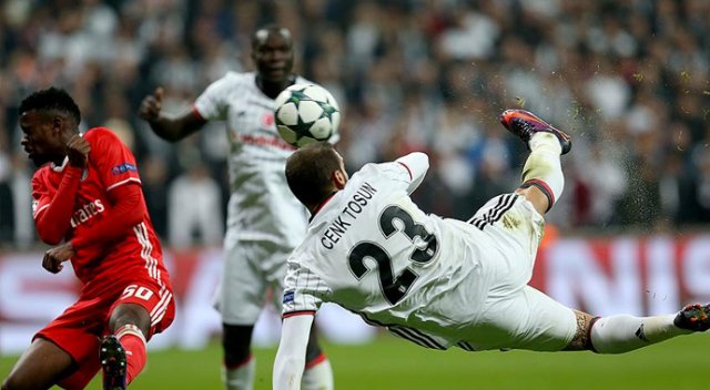 En heyecan verici gol Cenk Tosun'dan En heyecan verici gol Cenk Tosun'dan