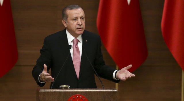 Erdoğan: Cumhuriyetten geri adım atmaya çalışan karşısında beni bulur Erdoğan: Cumhuriyetten geri adım atmaya çalışan karşısında beni bulur