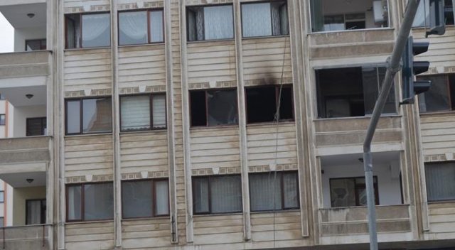 Evde çıkan yangın, yaşlı adamın ölümüne sebep oldu Evde çıkan yangın, yaşlı adamın ölümüne sebep oldu