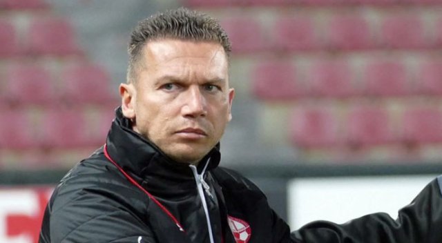 Hapoel Beer-Sheva teknik direktörü: 'Beşiktaş Beşiktaş'tır' Hapoel Beer-Sheva teknik direktörü: 'Beşiktaş Beşiktaş'tır'